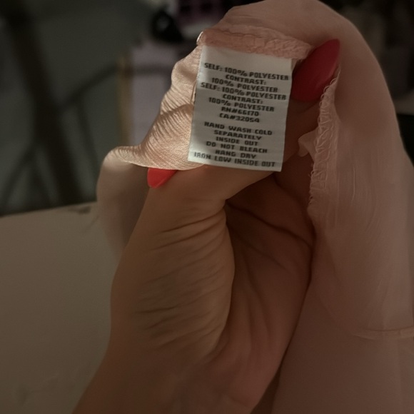 Black and baby pink top - Picture 3 of 3